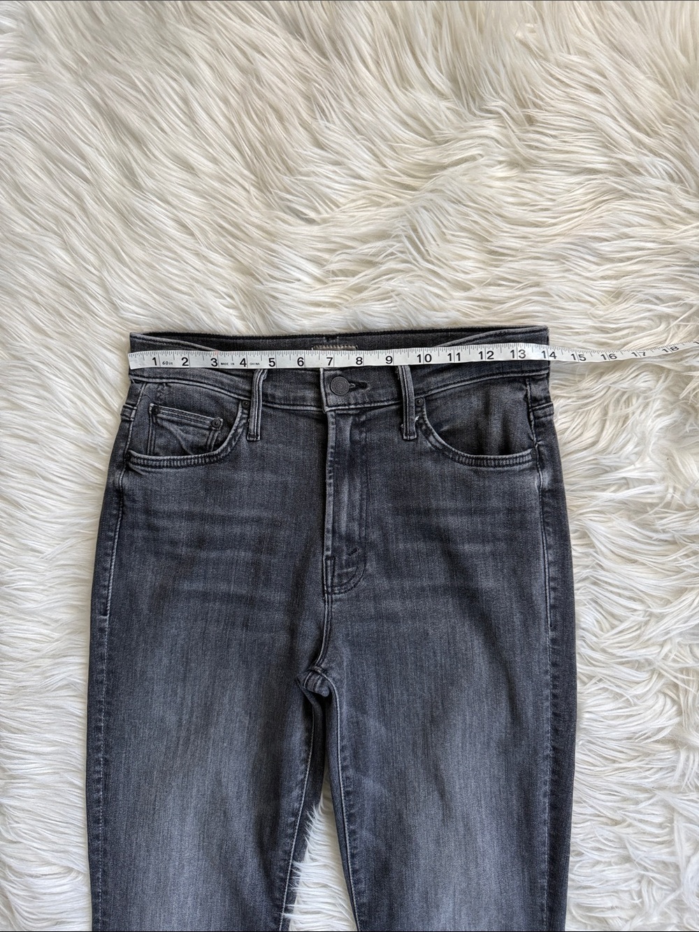 MOTHER “The Insider Crop Step Fray” Save Your Soul Jeans Size 27 - Picture 14 of 16